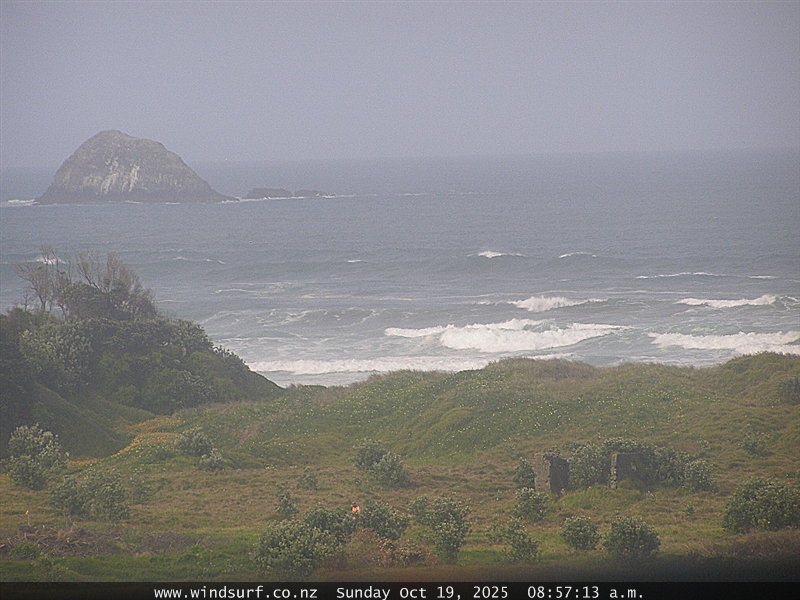 Live Muriwai surf cam showing spot conditions.