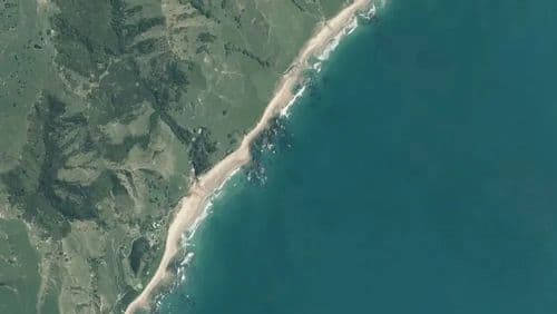 Live Loisell's surf cam showing spot conditions.