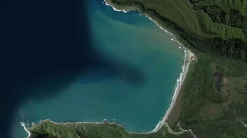 Live Big Bay surf cam showing spot conditions.