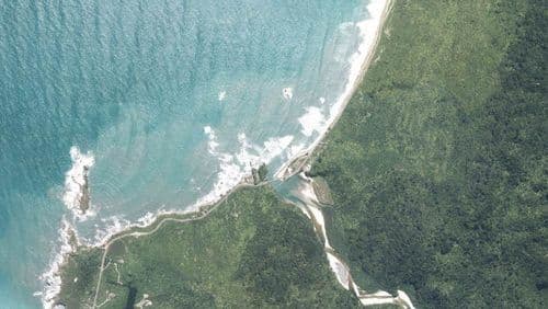 Live Fox River surf cam showing spot conditions.