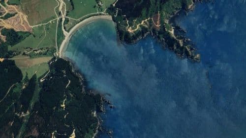 Live Robin Hood Bay surf cam showing spot conditions.